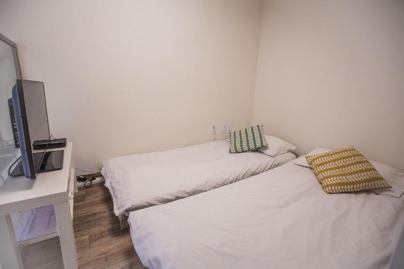 Myeongdong Artmonstay Guesthouse image