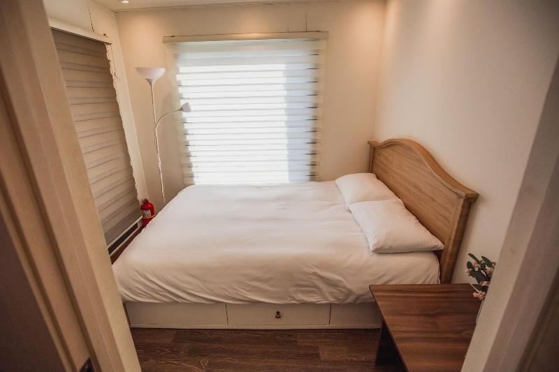 Myeongdong Artmonstay Guesthouse image