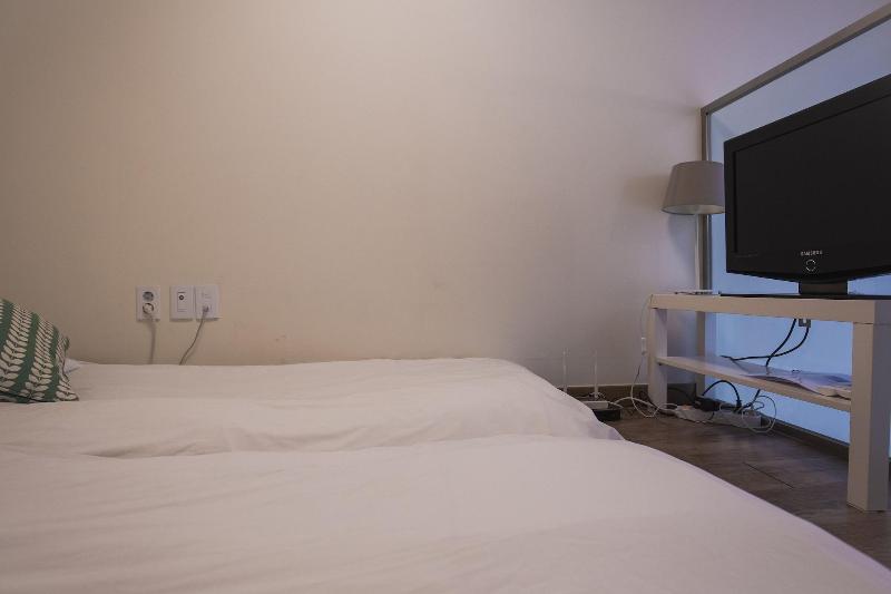 Myeongdong Artmonstay Guesthouse image