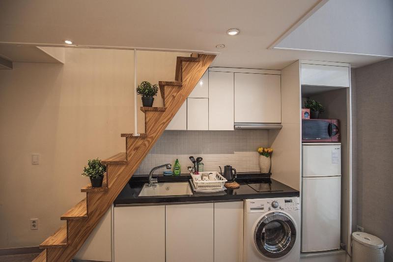 Myeongdong Artmonstay Guesthouse image