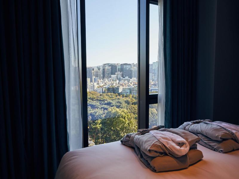 Hotel Crescendo Seoul image