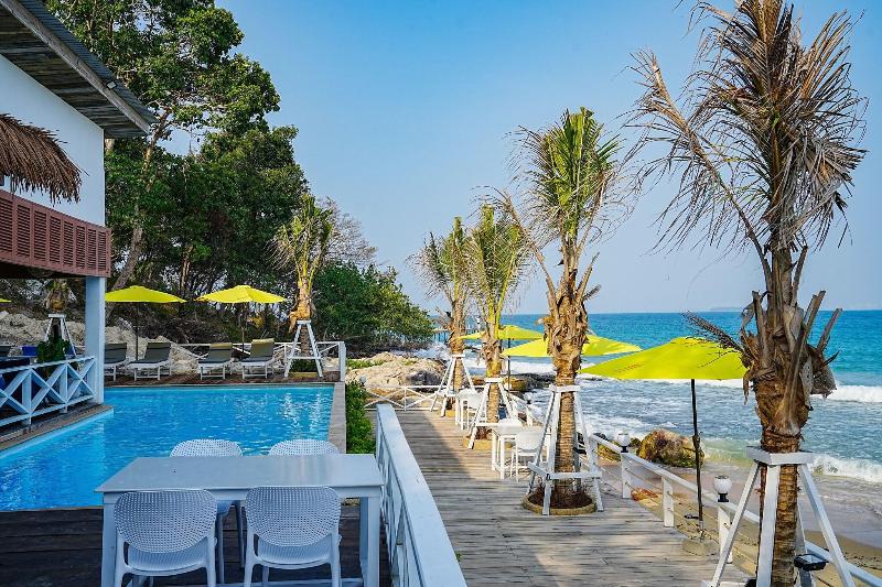 Bodega Resort image