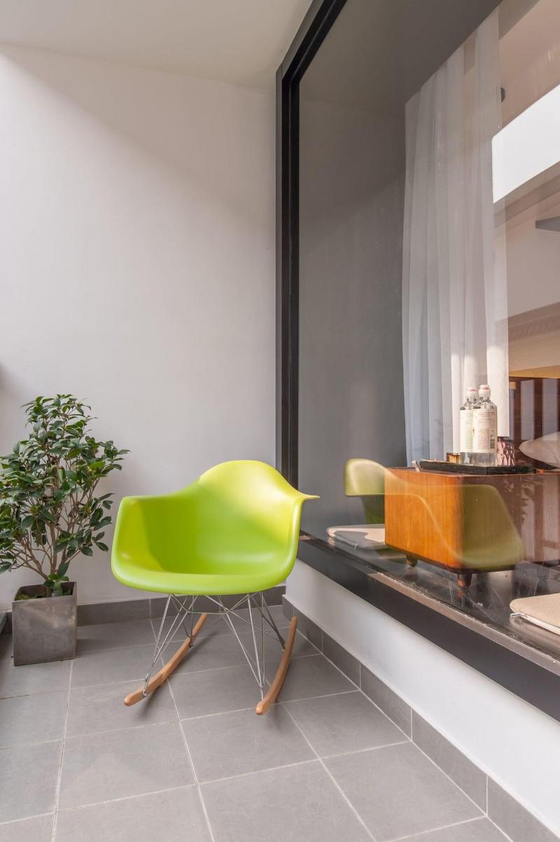 Hangzhou Backlighting Inn image