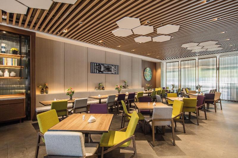 The Mulian Hotel Of Bantian Shenzhen image