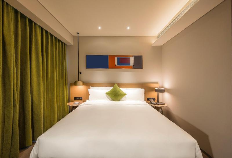 The Mulian Hotel Of Bantian Shenzhen image