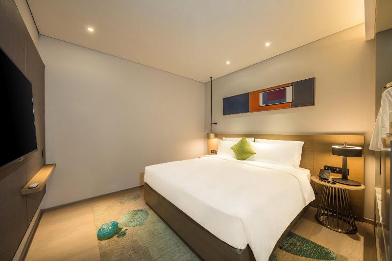The Mulian Hotel Of Bantian Shenzhen image