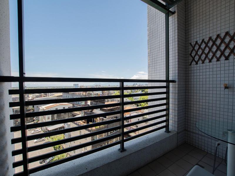 Duoai Hot Spring Hotel image