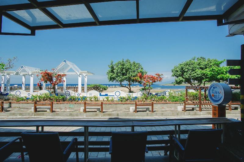 Blue Sea Sunny Sea View Homestay image