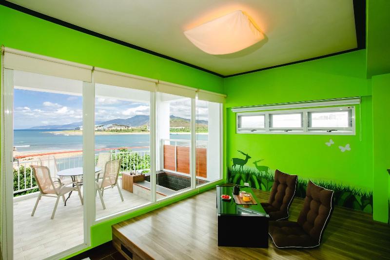 Blue Sea Sunny Sea View Homestay image