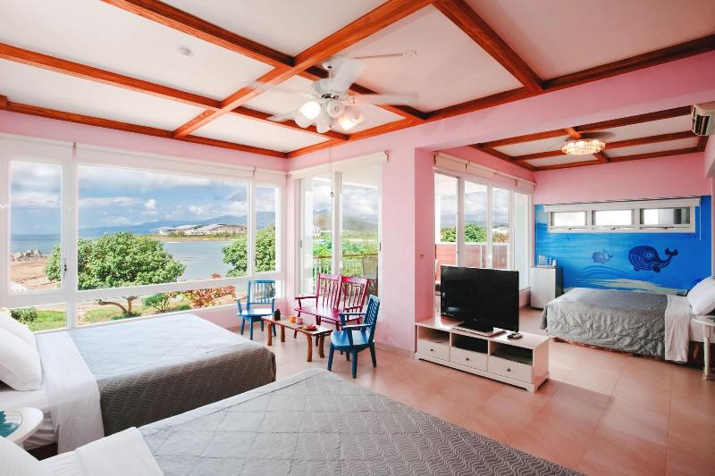 Blue Sea Sunny Sea View Homestay image