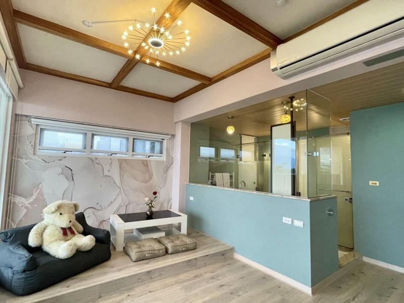 Blue Sea Sunny Sea View Homestay image