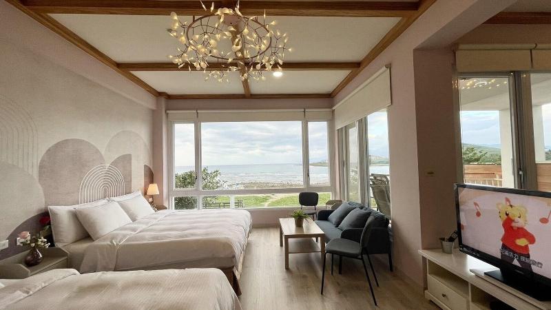 Blue Sea Sunny Sea View Homestay image