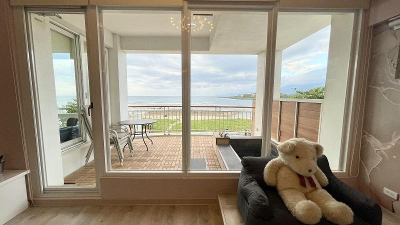 Blue Sea Sunny Sea View Homestay image