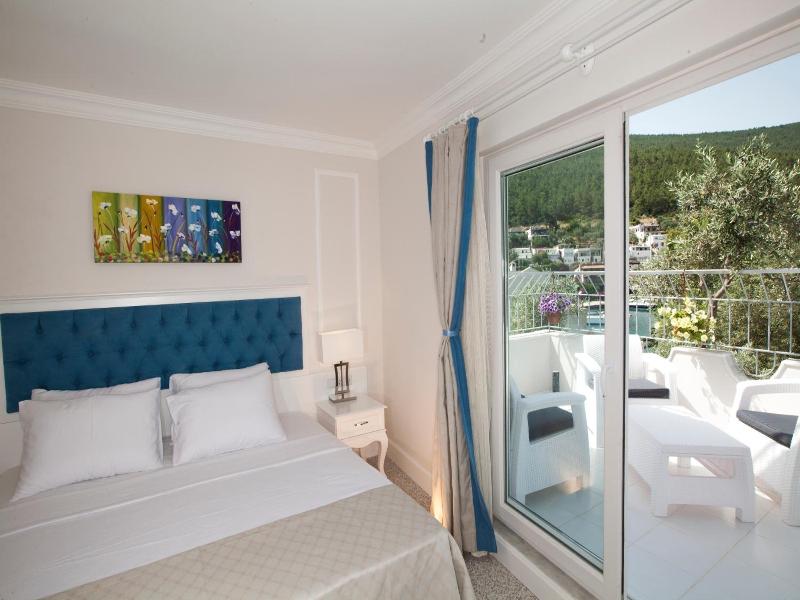 Zena Hotel Bodrum image