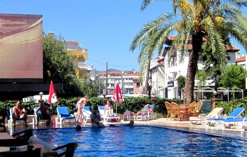 Marina Apart Otel image