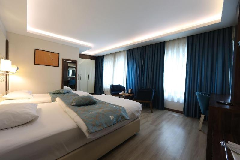 Ozlu Otel