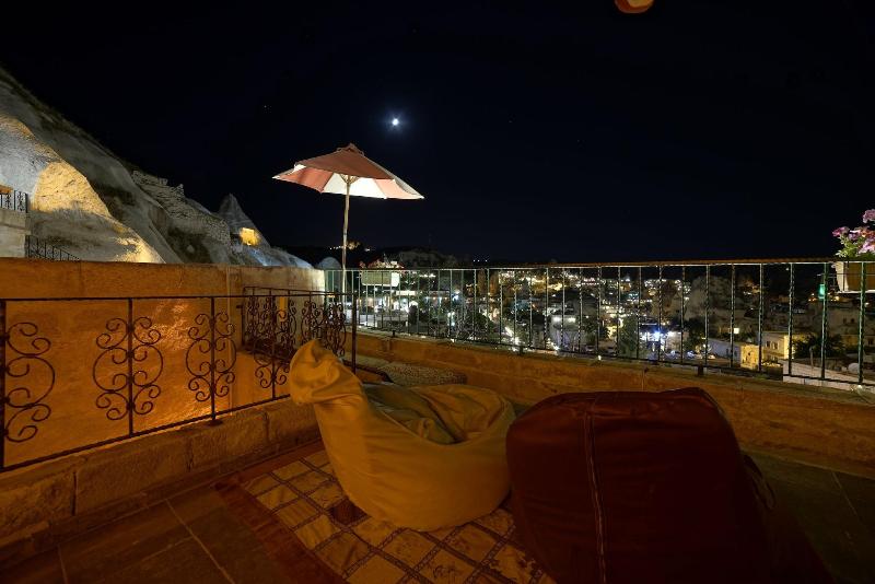 Mysterious Cave Suites — general view