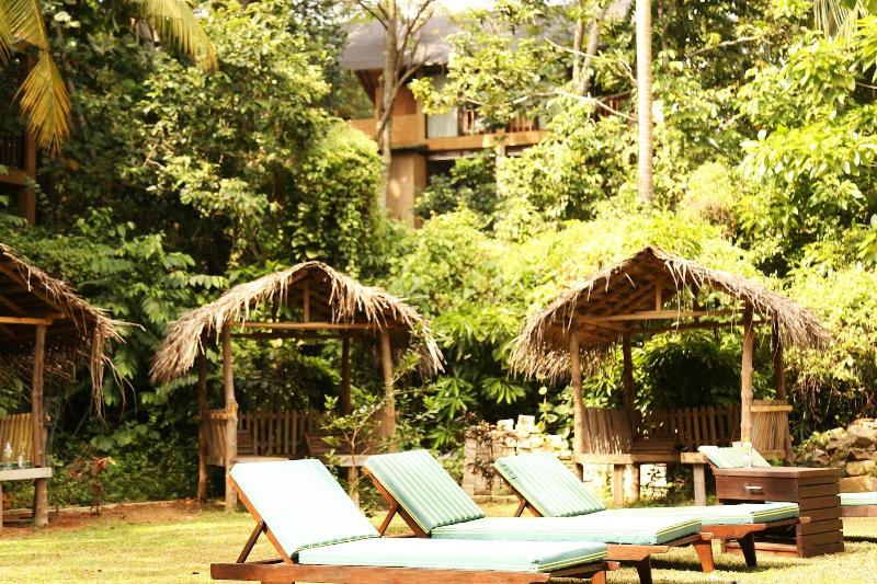 Jungle Village By Thawthisa image
