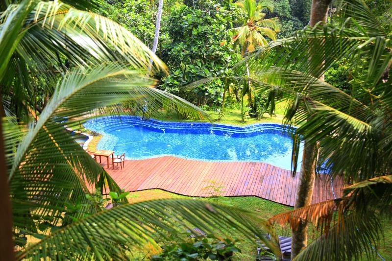 Jungle Village By Thawthisa image