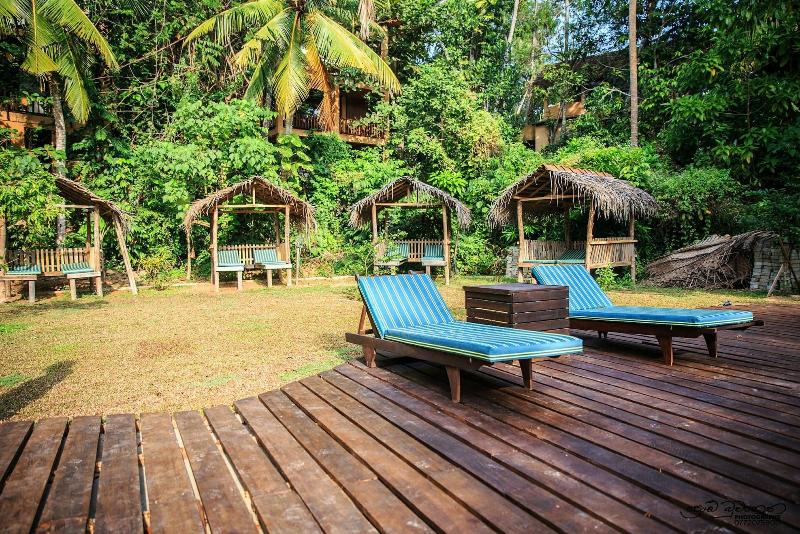 Jungle Village By Thawthisa image