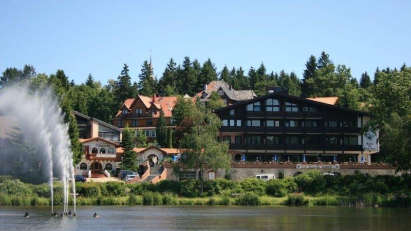 Hotels Am Kranichsee image