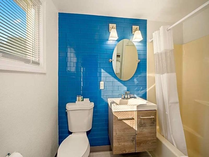 Founder's Brook Motel and Suites image
