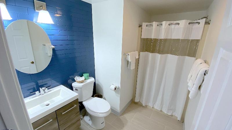 Founder's Brook Motel and Suites image