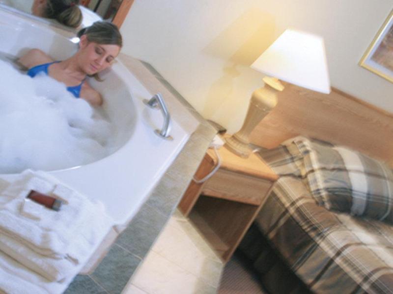 Four Seasons Inn — photo 3
