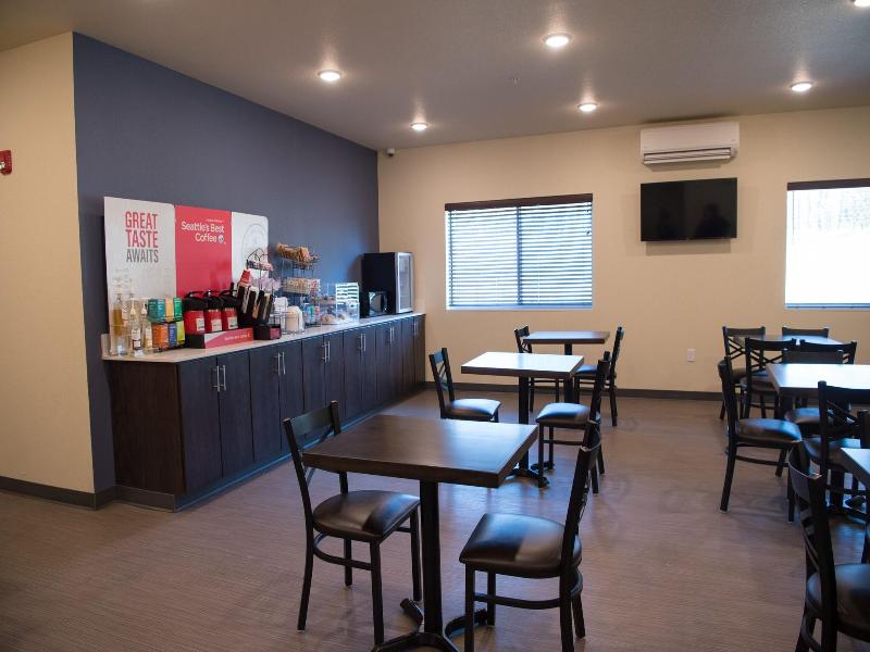 Cobblestone Inn & Suites - Forest City