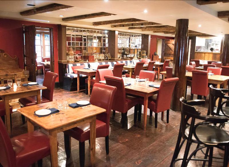 The Red Lion Inn Resort 1704 image