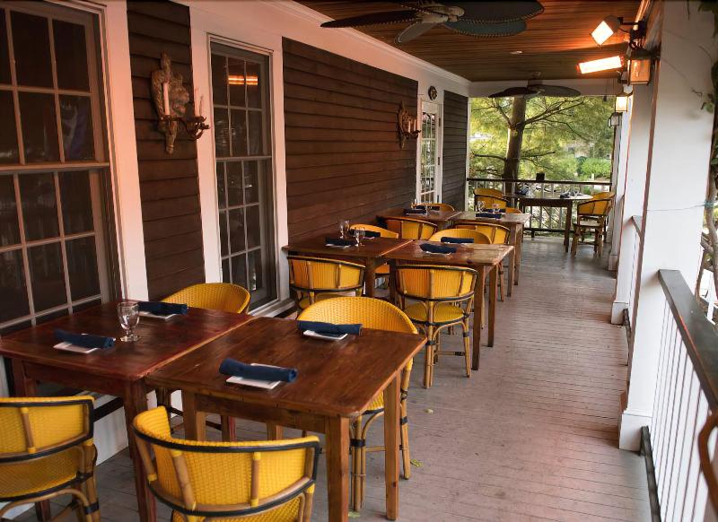 The Red Lion Inn Resort 1704 image