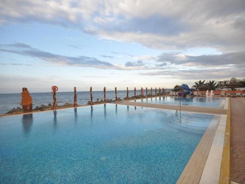 Palmyra Holiday Resort & Spa - Families and Couple image