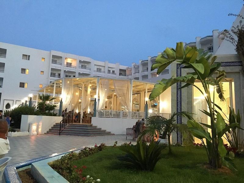 Palmyra Holiday Resort & Spa - Families and Couple image