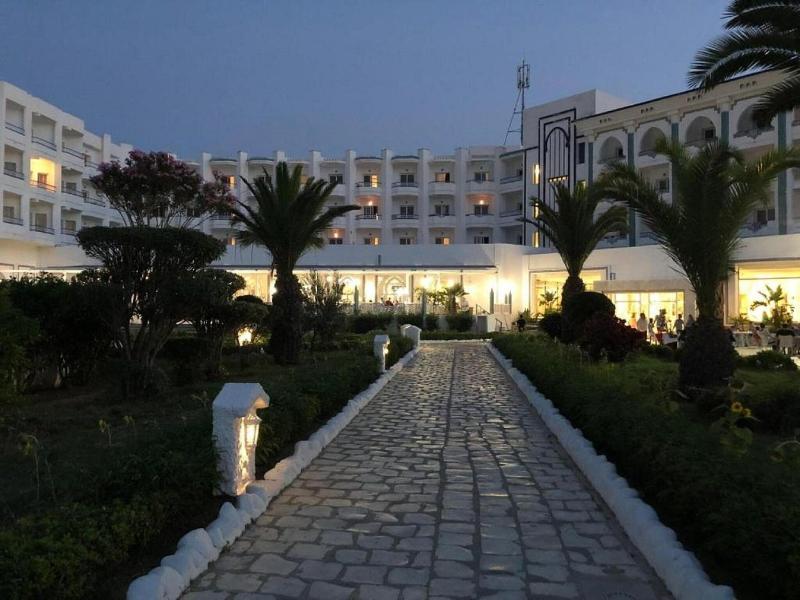 Palmyra Holiday Resort & Spa - Families and Couple image