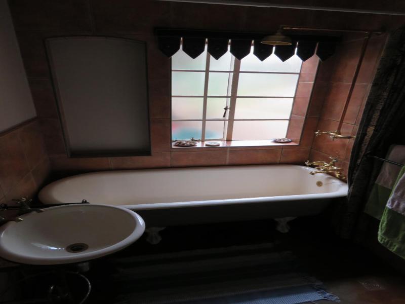 Fountain Baths Guest Cottages