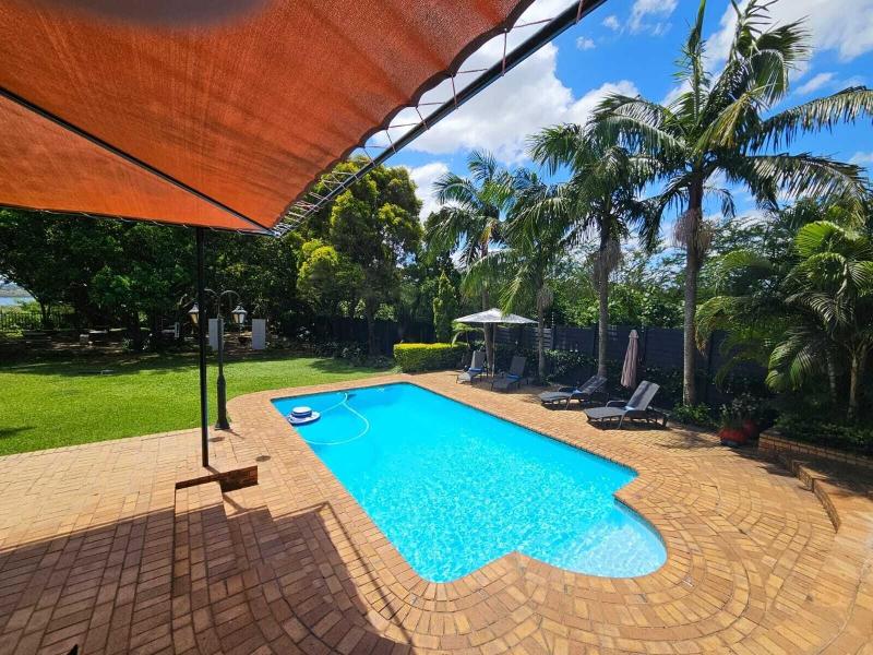 Hillton Manor Guest House image