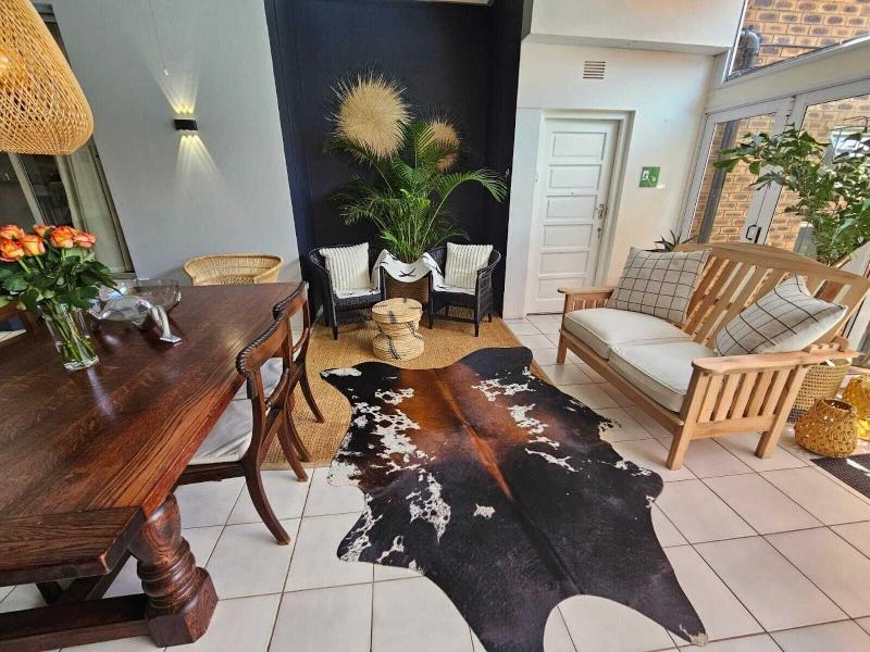 Hillton Manor Guest House image