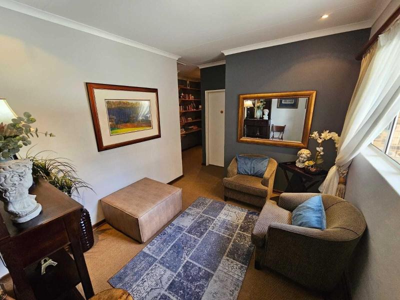 Hillton Manor Guest House image