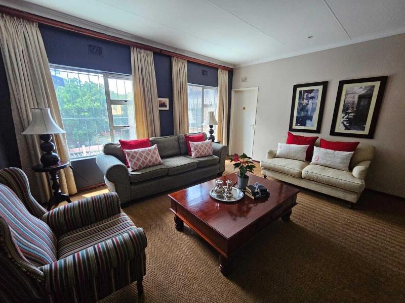Hillton Manor Guest House image