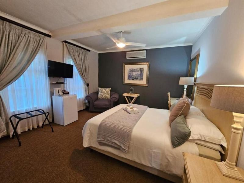 Hillton Manor Guest House image