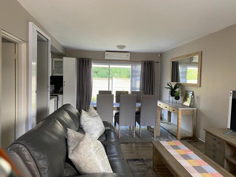 Hillton Manor Guest House image