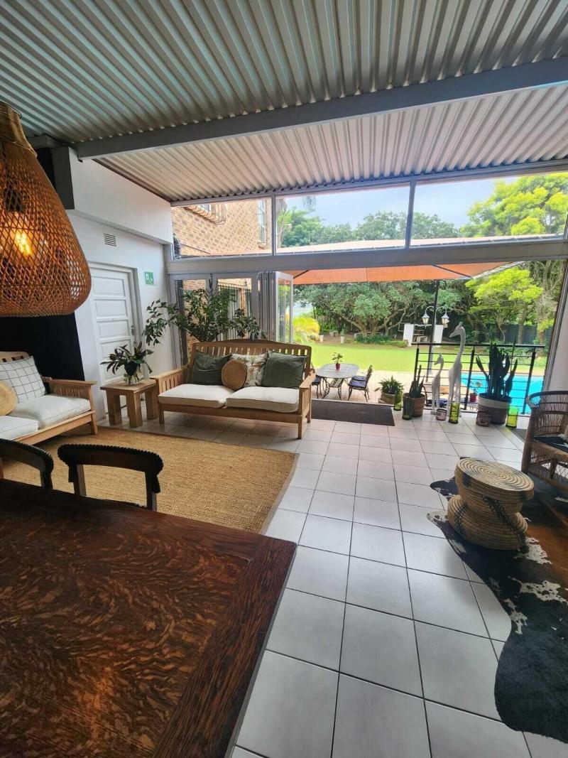 Hillton Manor Guest House image