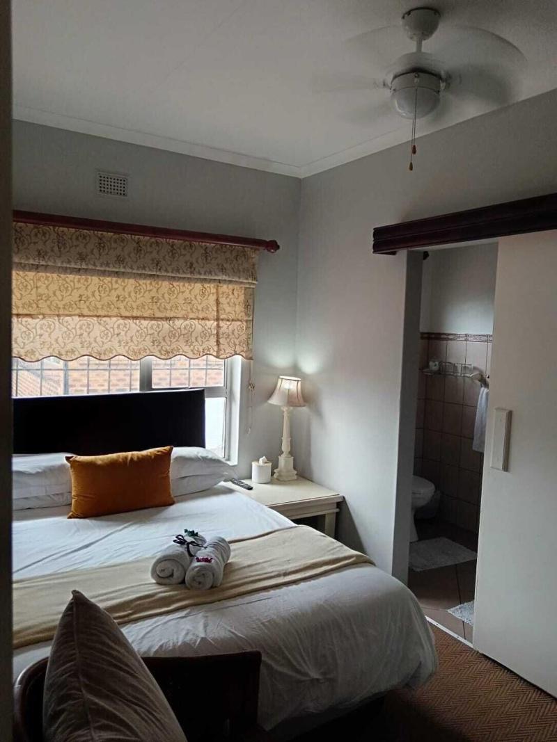 Hillton Manor Guest House image