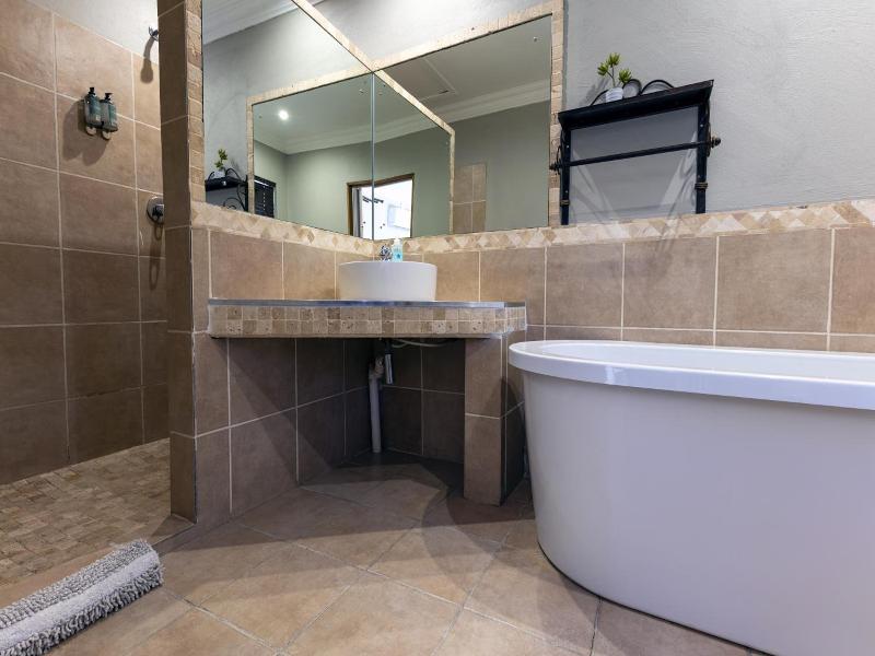 Solo Gracia Guest House image