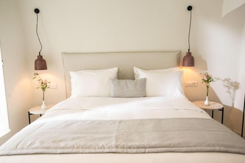Aloia Villas image