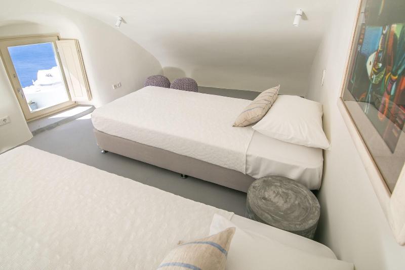 Aloia Villas image