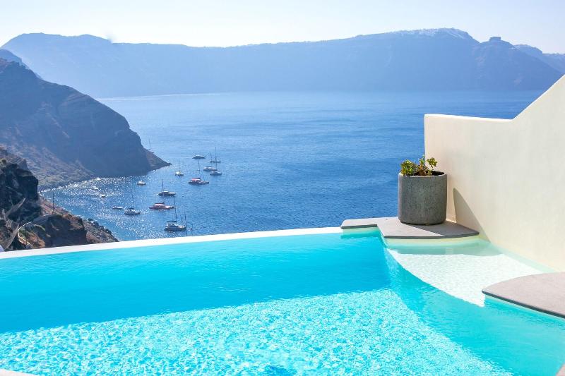 Aloia Villas image