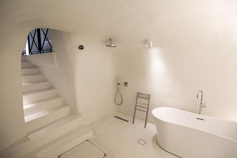 Aloia Villas image
