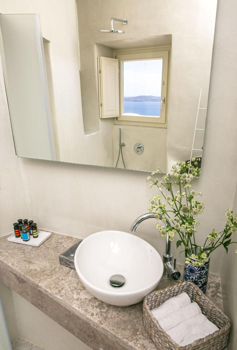 Aloia Villas image