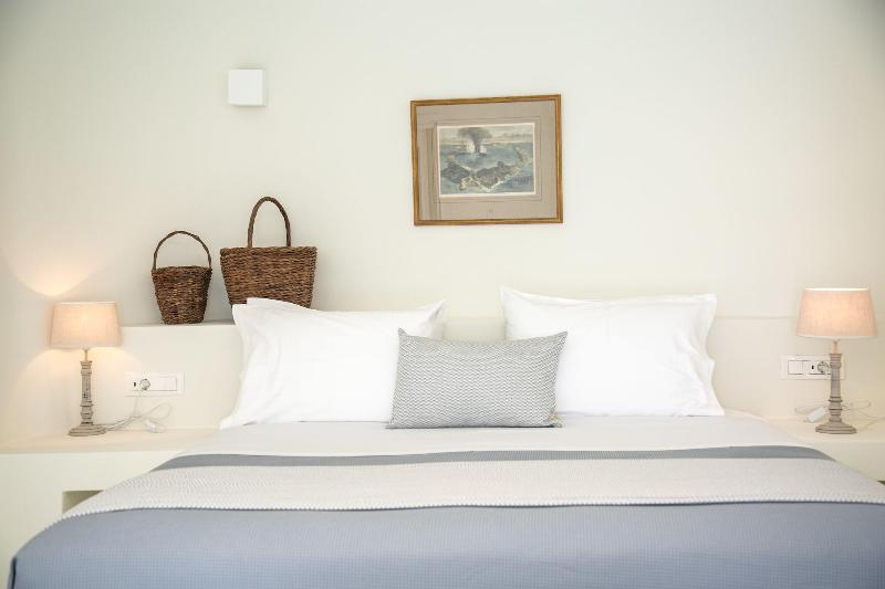 Aloia Villas image